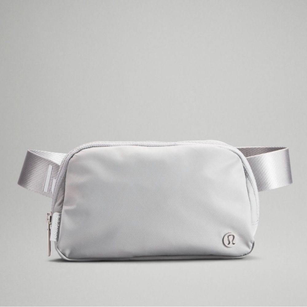 Lululemon everywhere belt bag in silver drop/white.  Logo version! Trade to pink